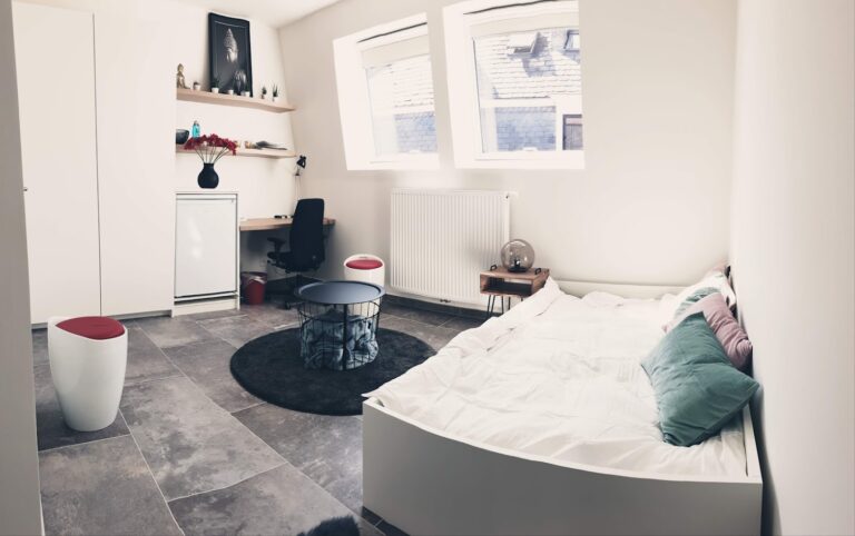 Boone vast bed met bureau