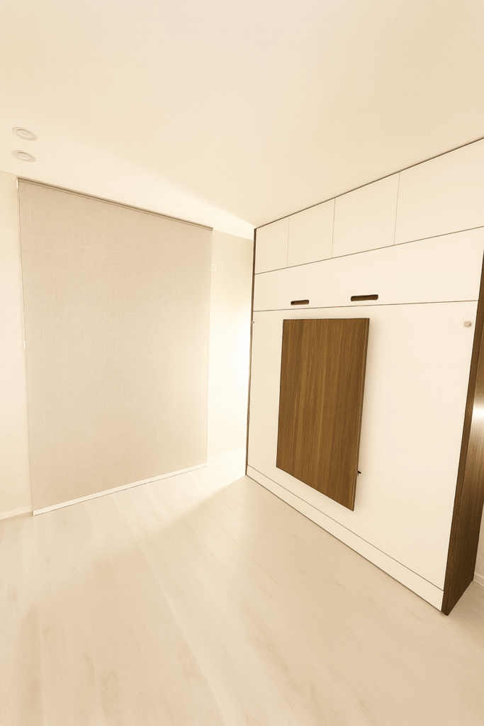 Boone Dorma opklapbed met opklaptafel aan het front in notelaar